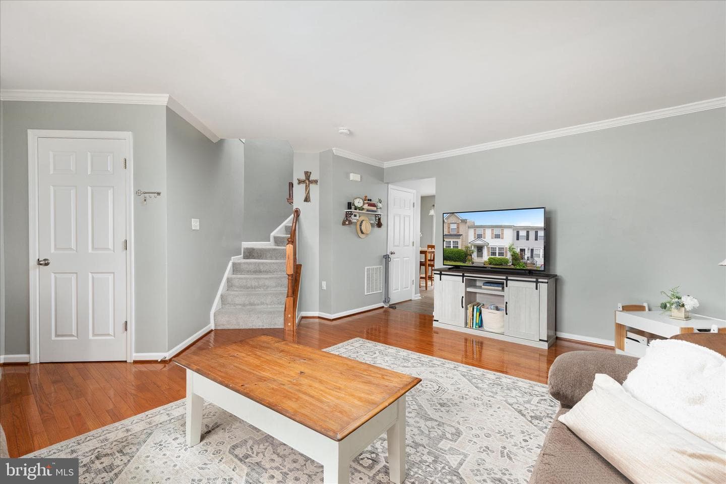 206 Hupps Hill Court photo 4