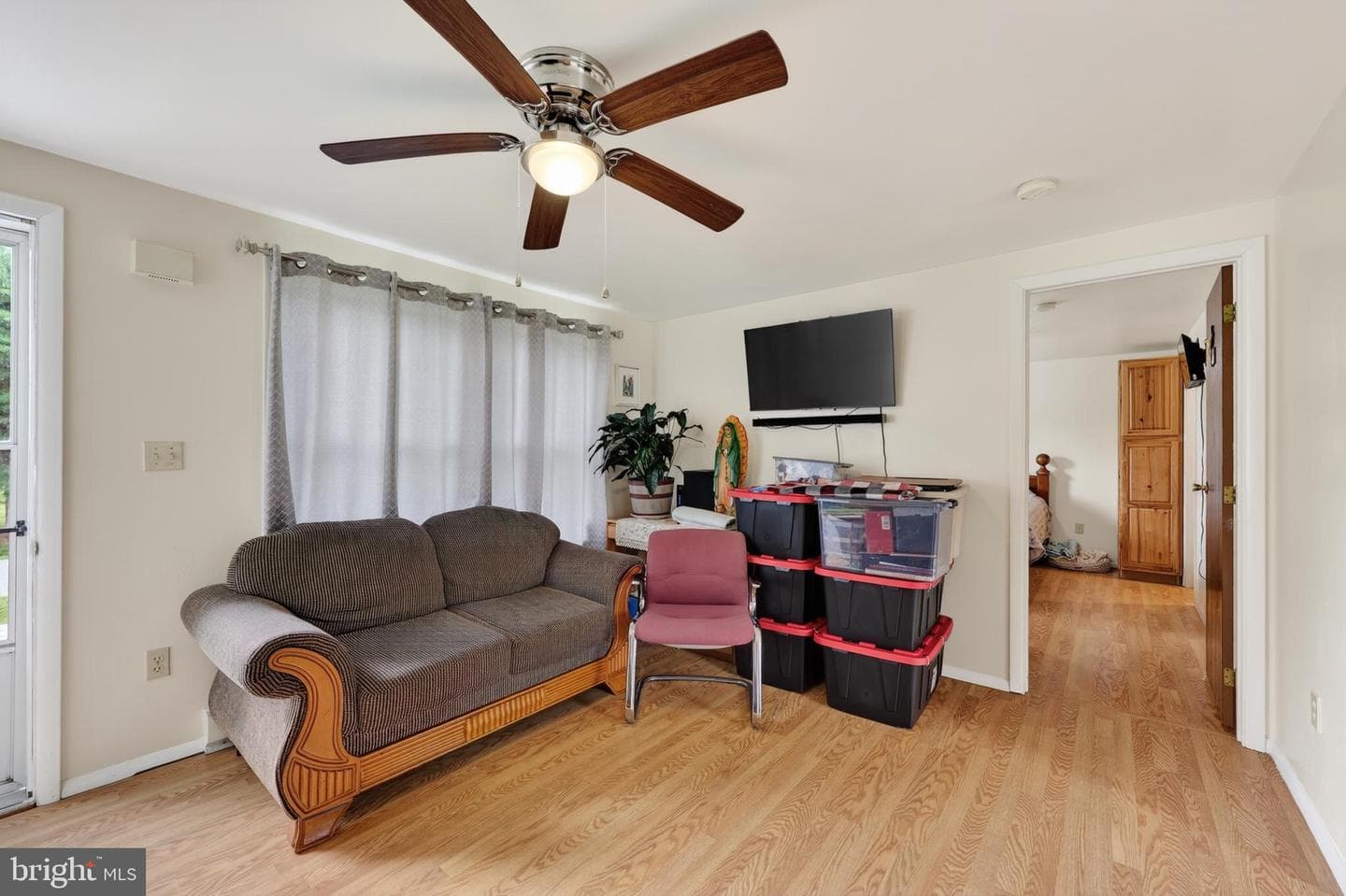 5821 Robin Street photo 12