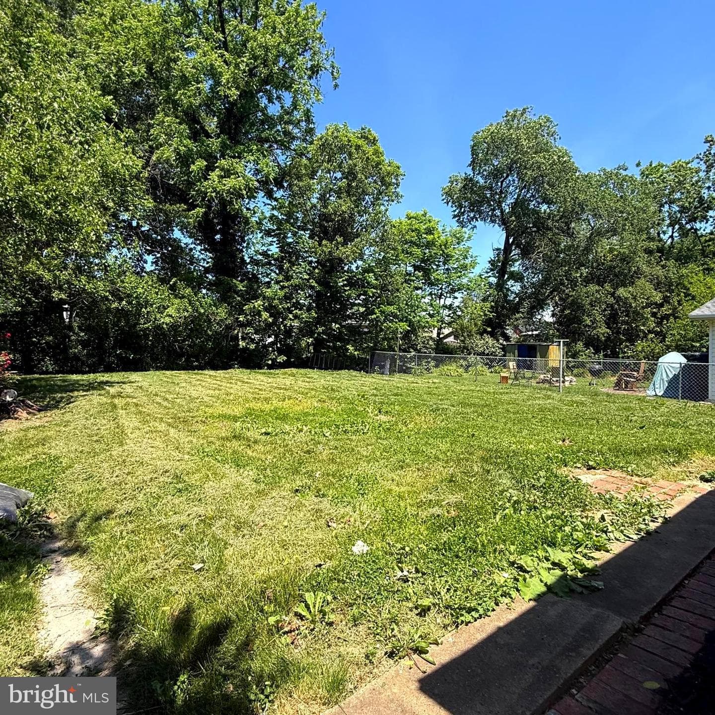 564 Orchard Street photo 39