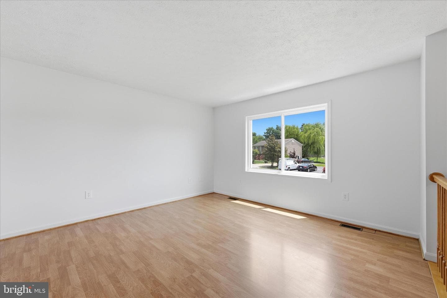 252 Wise Avenue photo 7