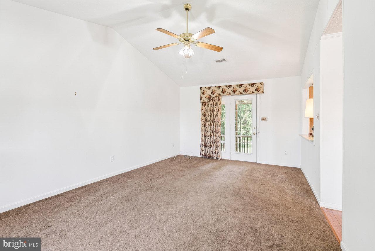 849 Ox Road photo 22