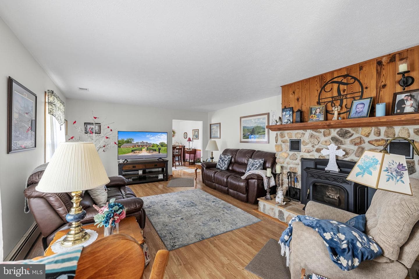 908 Jonathan Street photo 25
