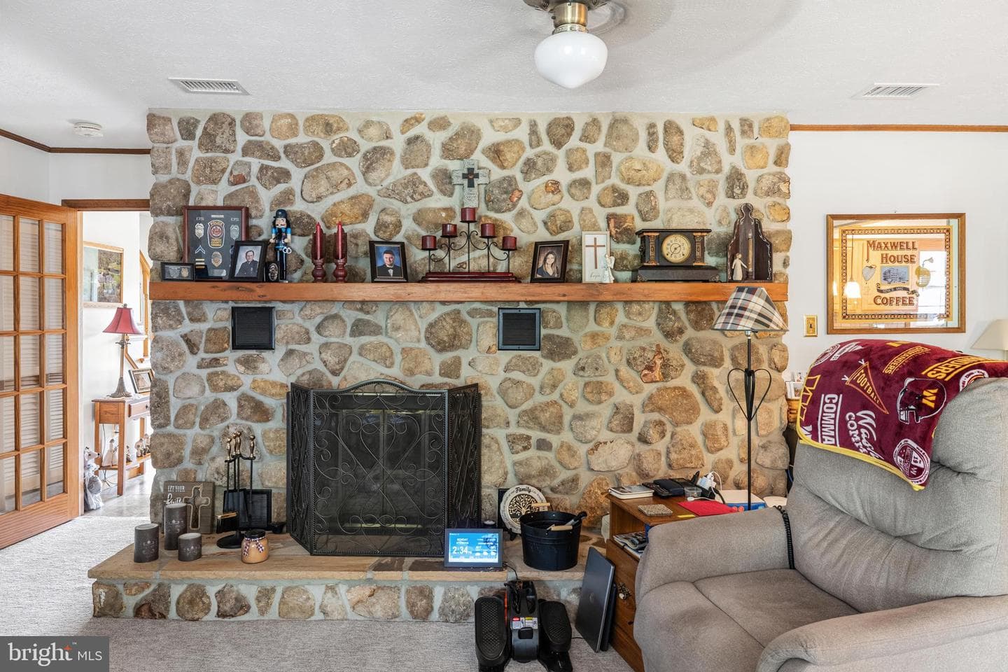 908 Jonathan Street photo 40