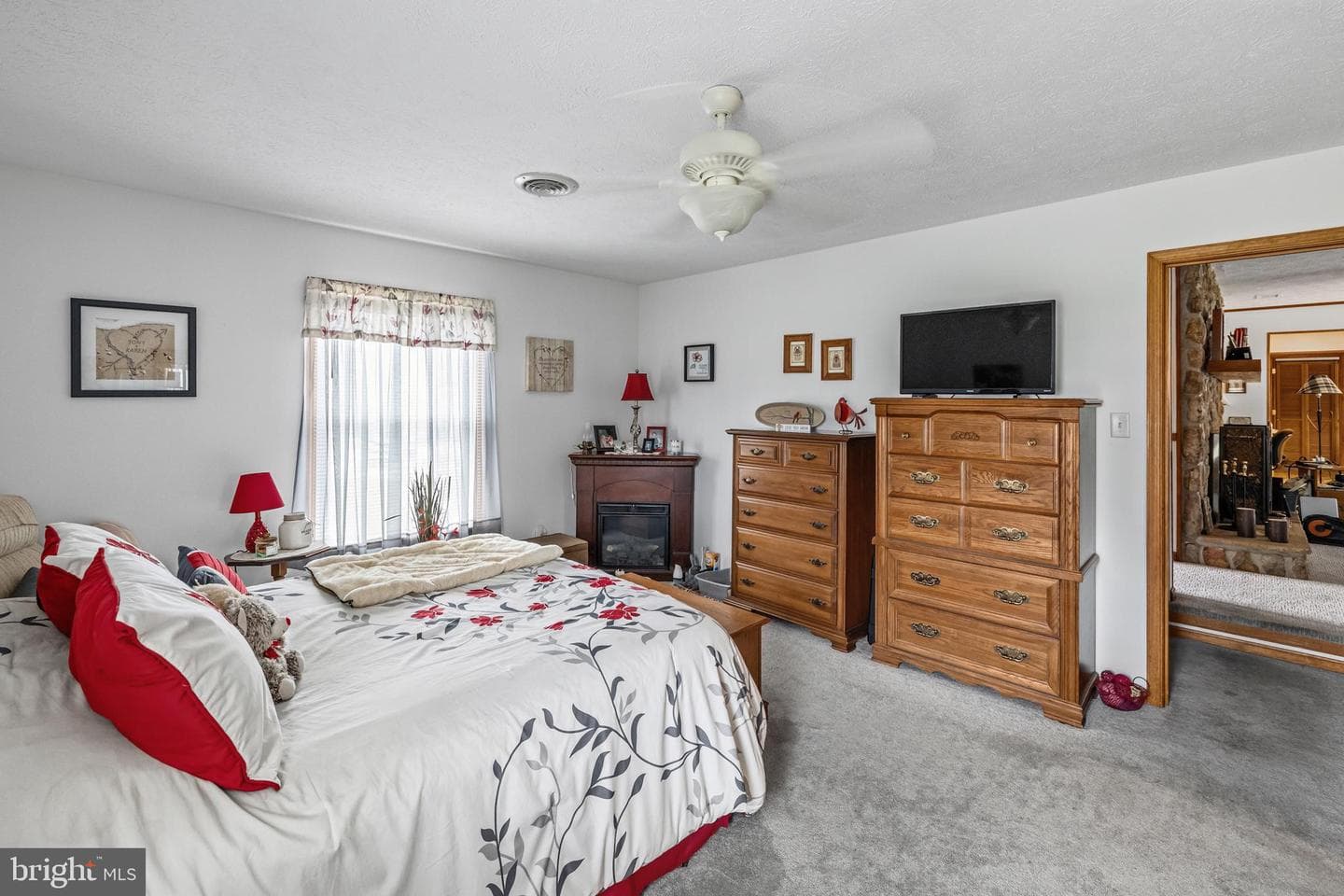 908 Jonathan Street photo 48