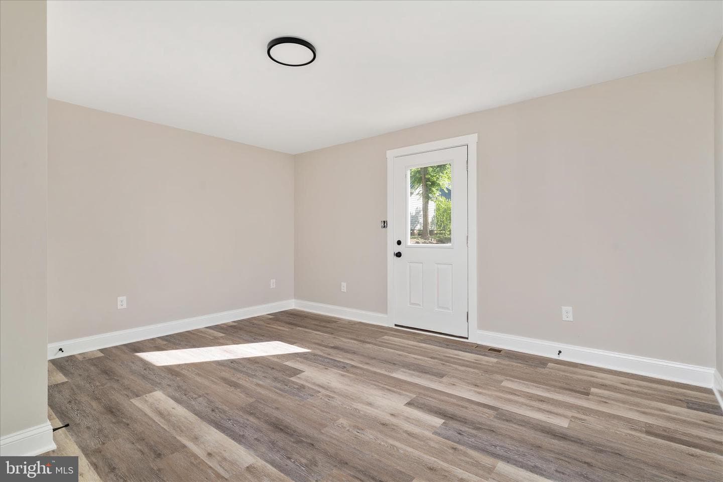 3391 N Main Street photo 25