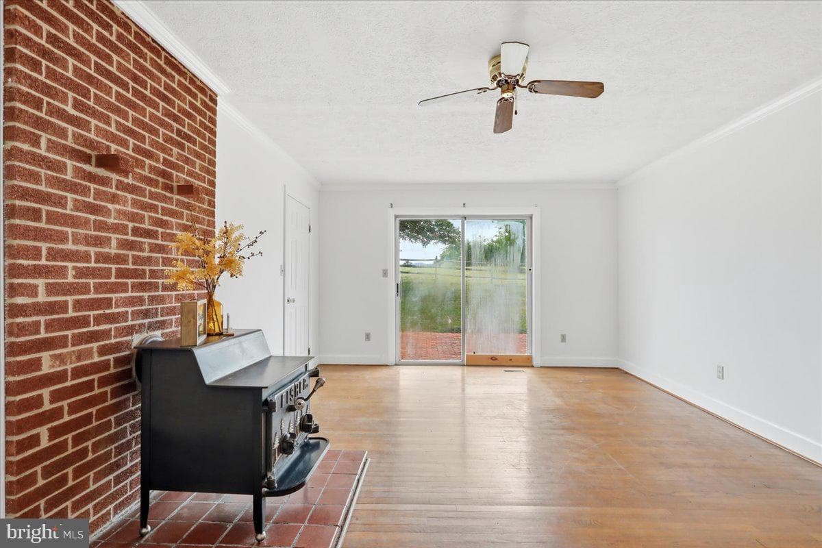 2447 Headquarters Road photo 20