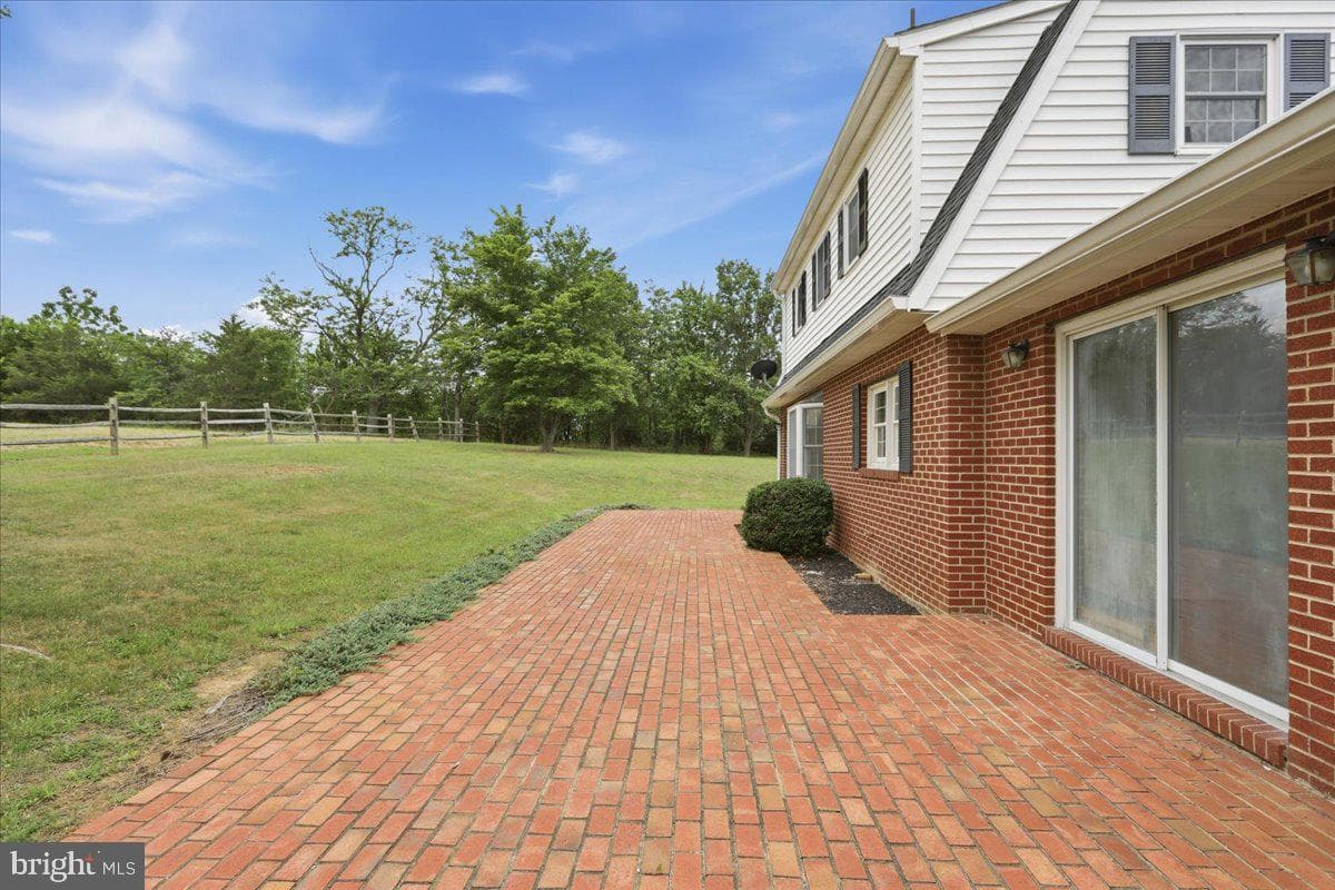 2447 Headquarters Road photo 37