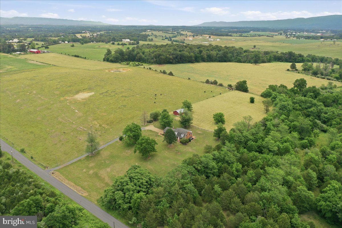 2447 Headquarters Road photo 53