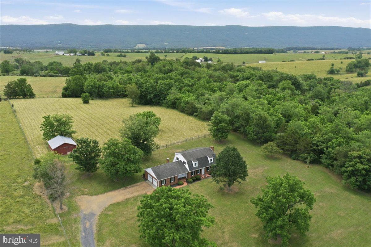 2447 Headquarters Road photo 56
