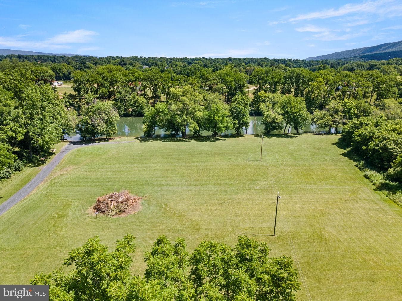 58 Cedar Lane photo 39