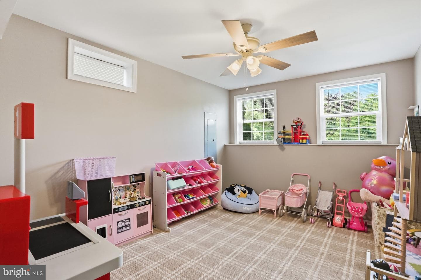 465 Meghann Drive photo 46