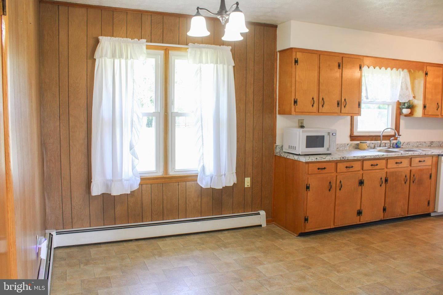 1638 Hahns photo 16