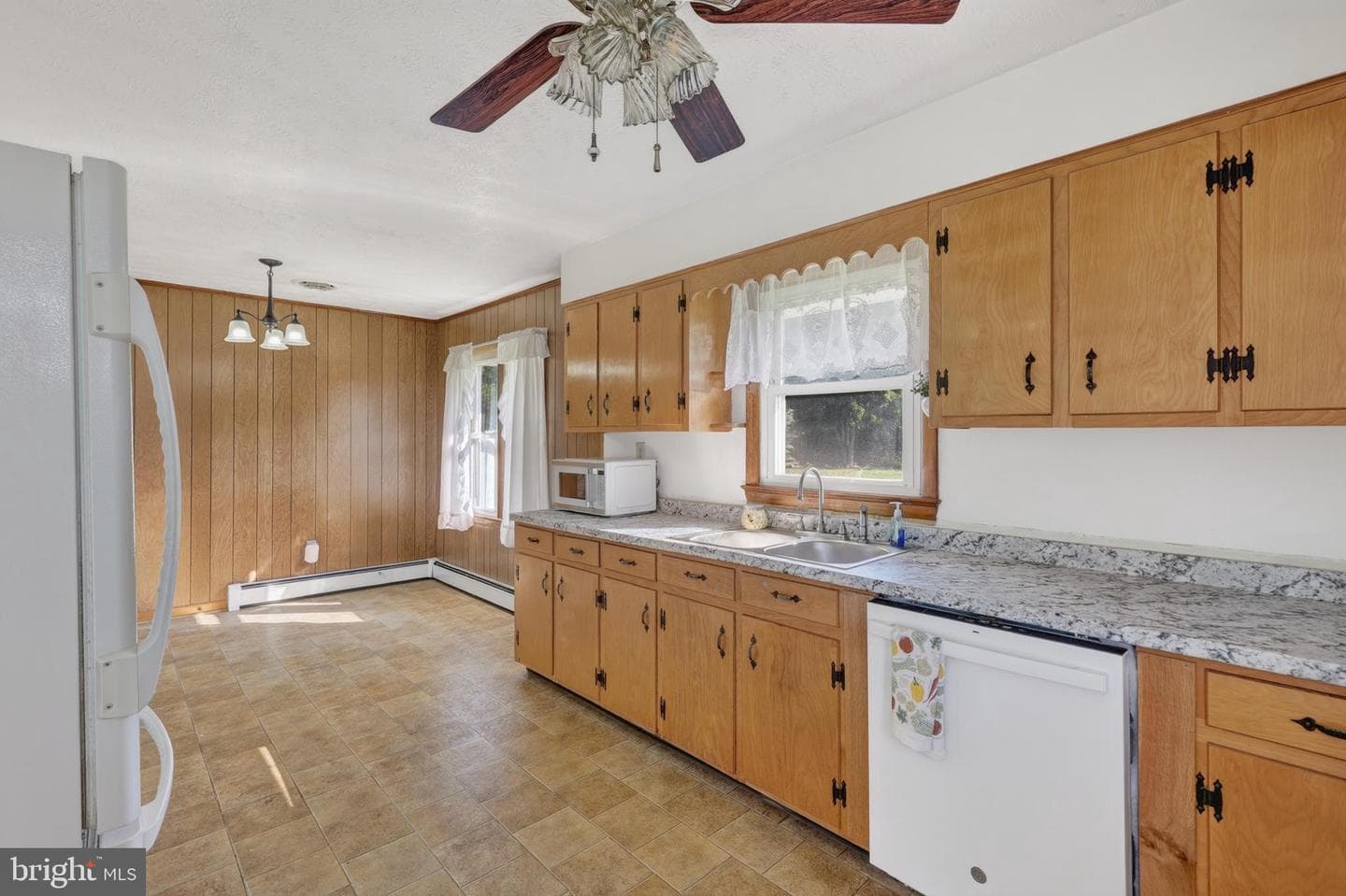1638 Hahns photo 22