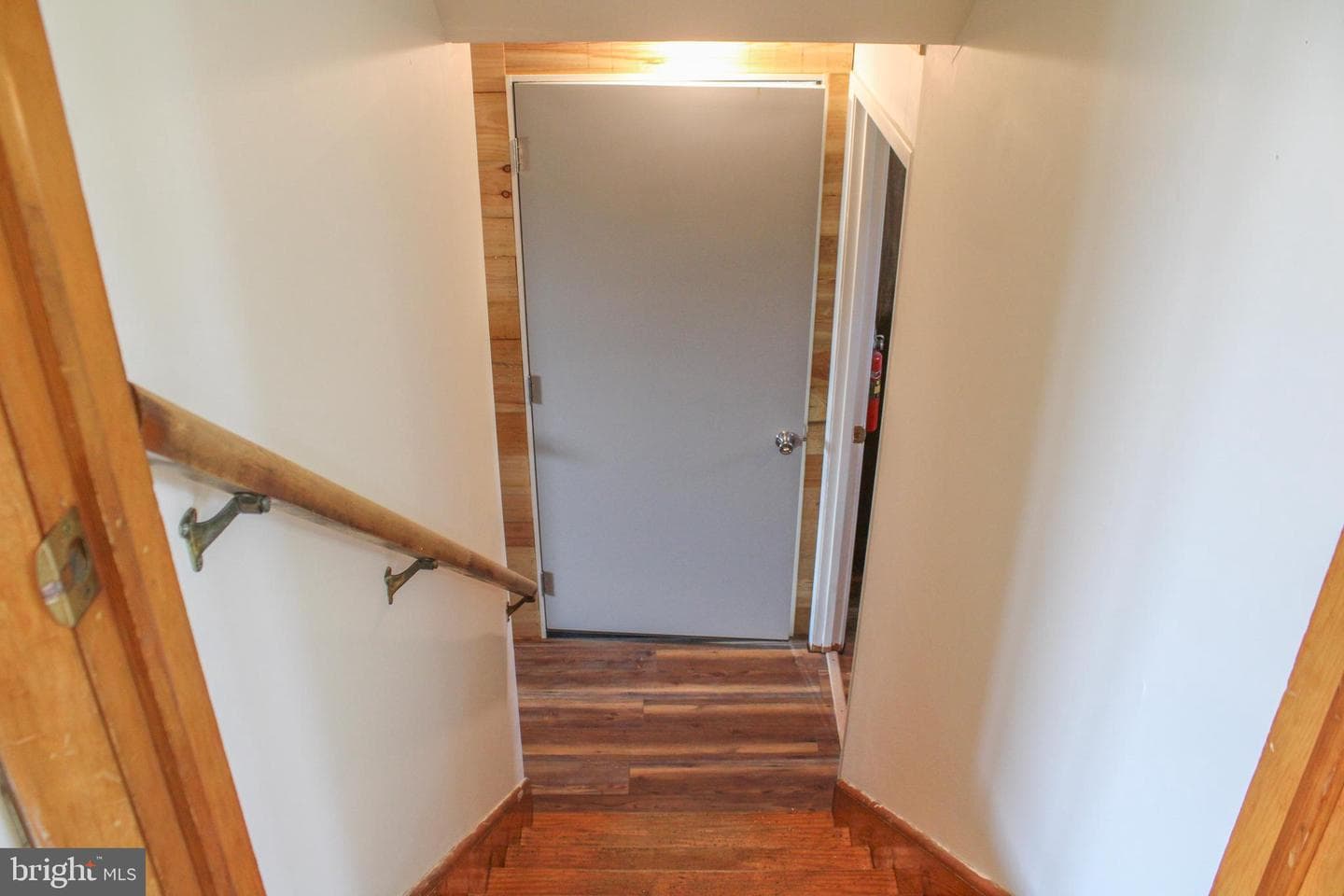 1638 Hahns photo 36