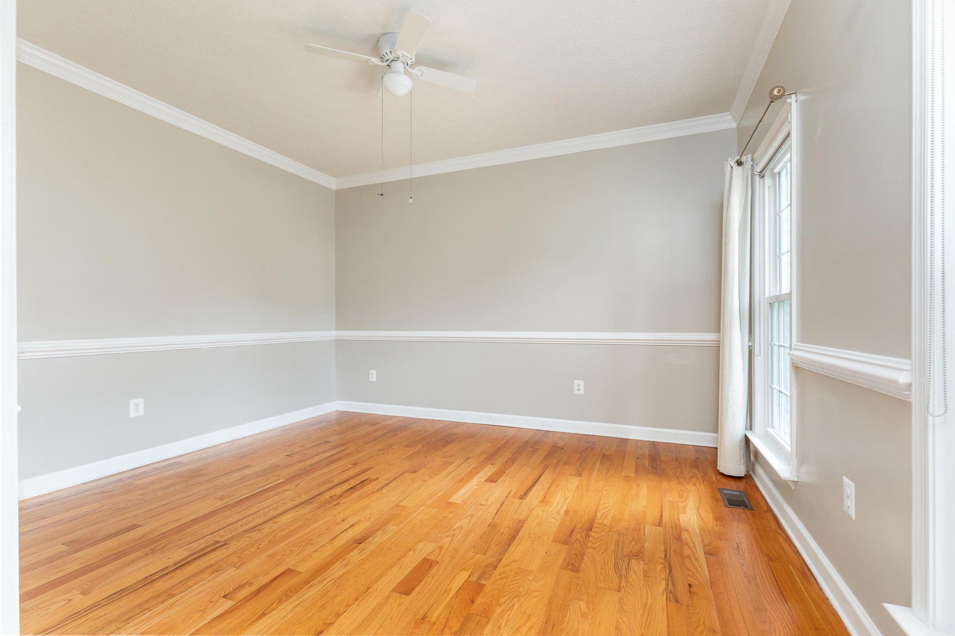 677 Dellinger Drive photo 6