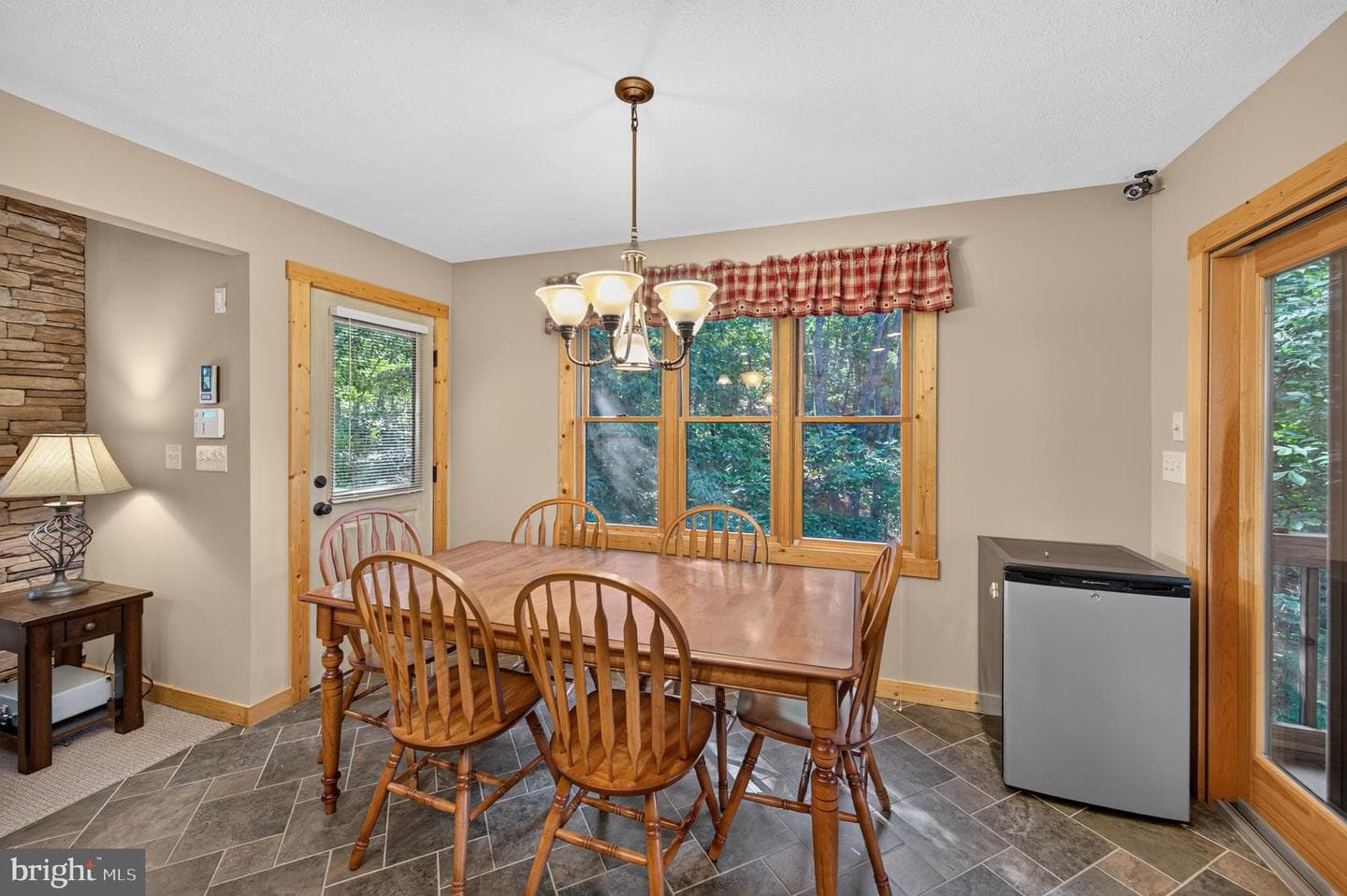 14 Vickie Way photo 21