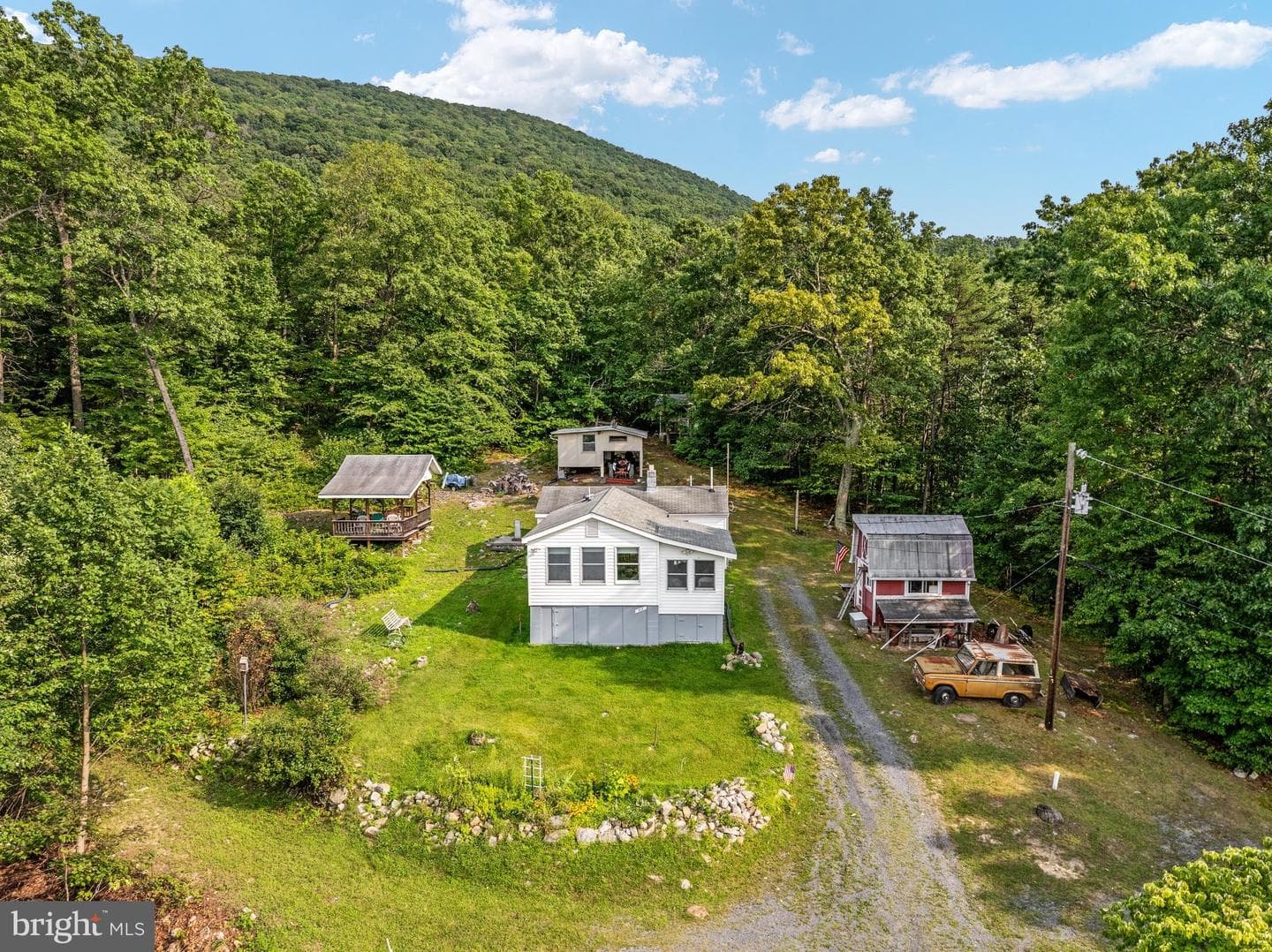 317 Vale Vista Drive photo 1