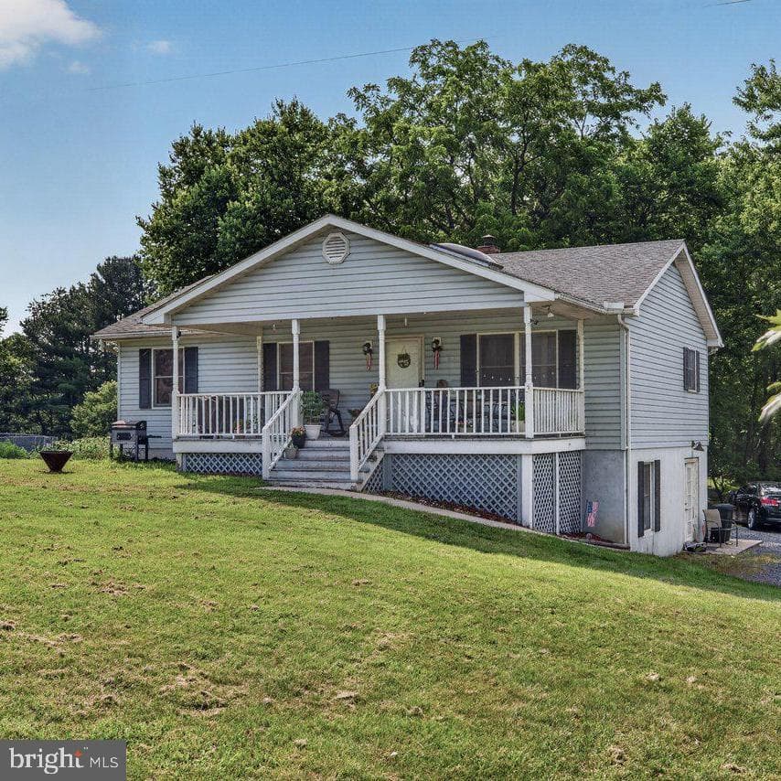 10727 Old Valley Pike, Mount Jackson
