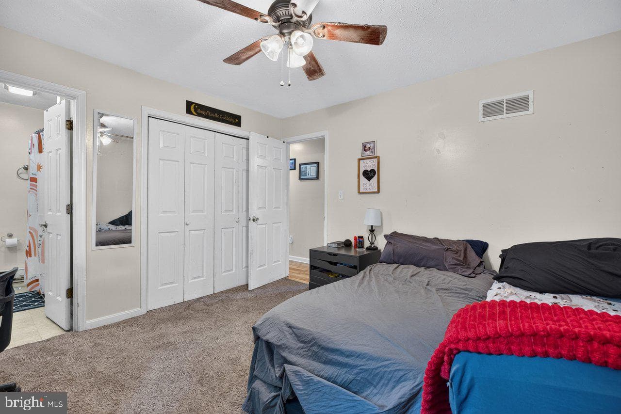 10727 Old Valley Pike photo 21