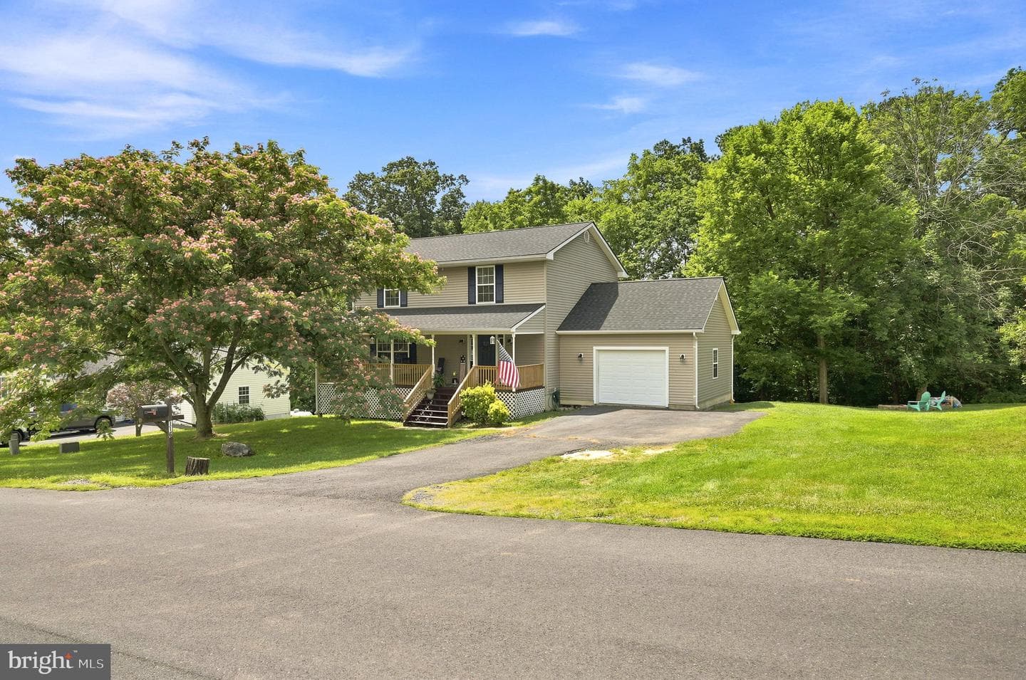 116 Baer Oak Drive photo 4