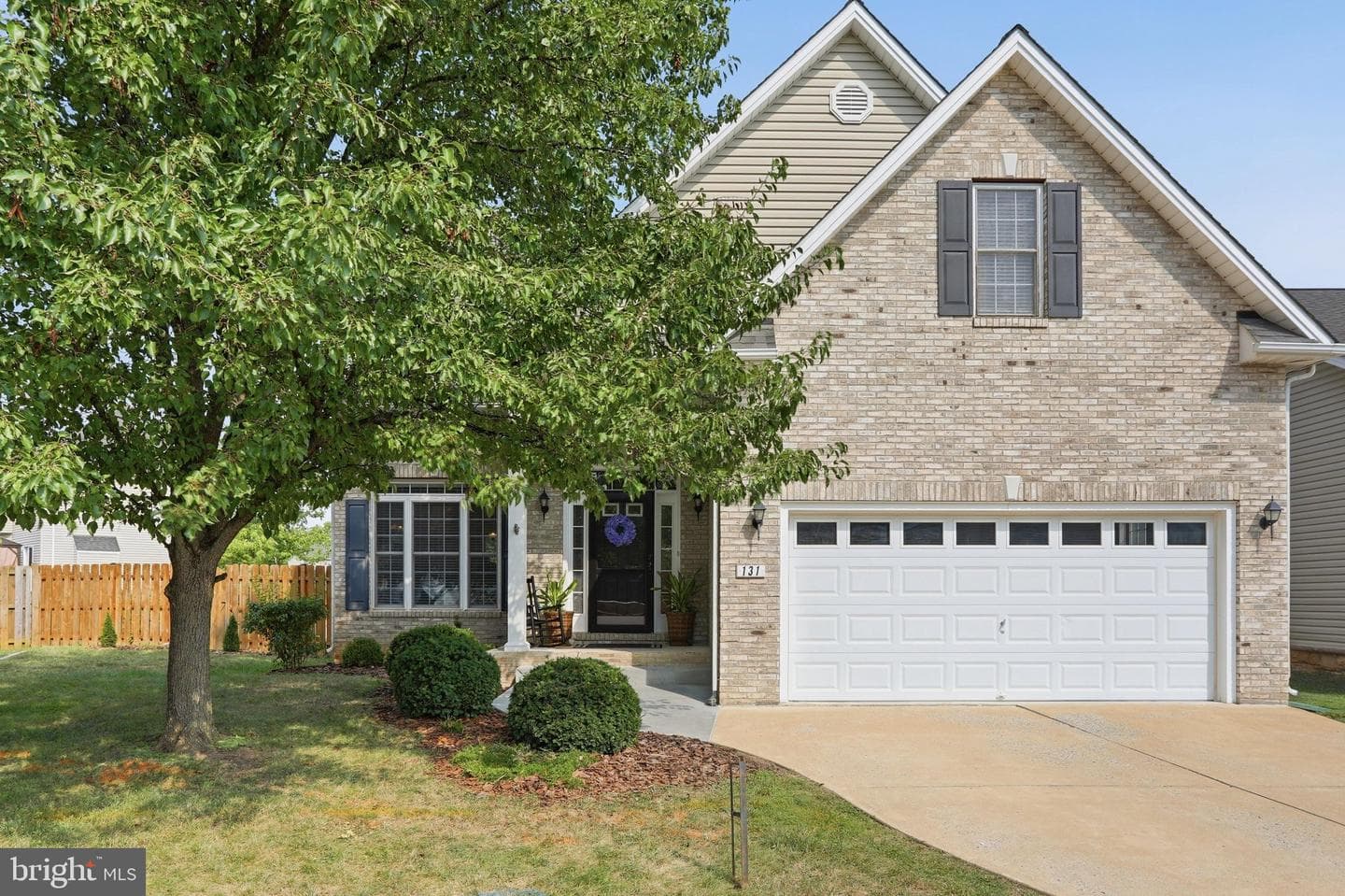 131 Potters Circle photo 1