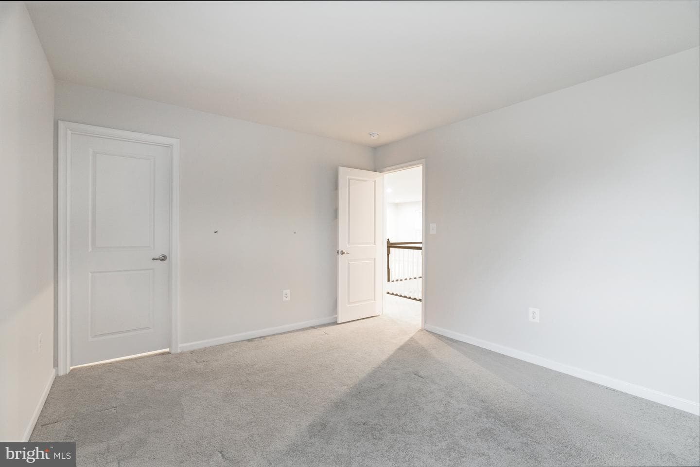 7712 Hermitage Drive photo 7