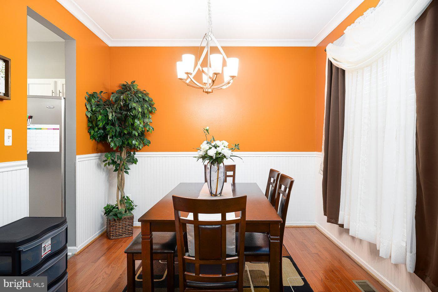 11210 Englewood Court photo 9