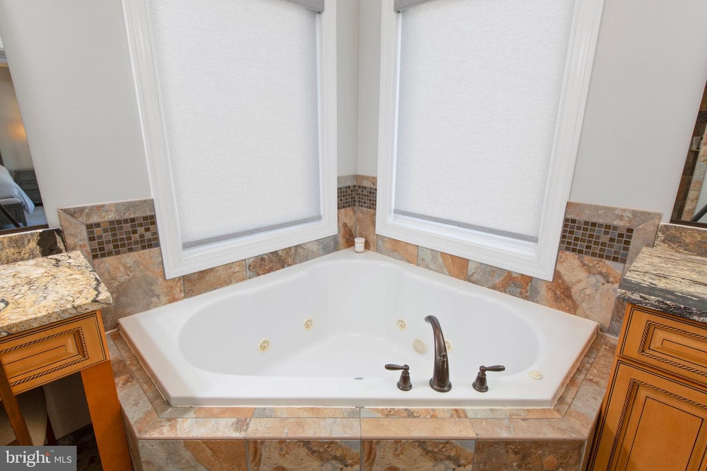 10011 Tarrington Way photo 31