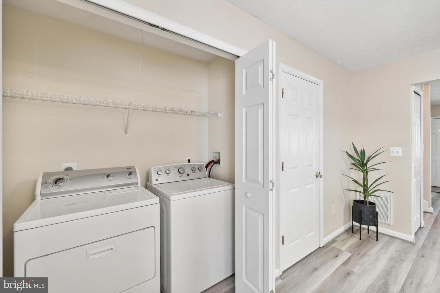 4532 Leighann Lane photo 10
