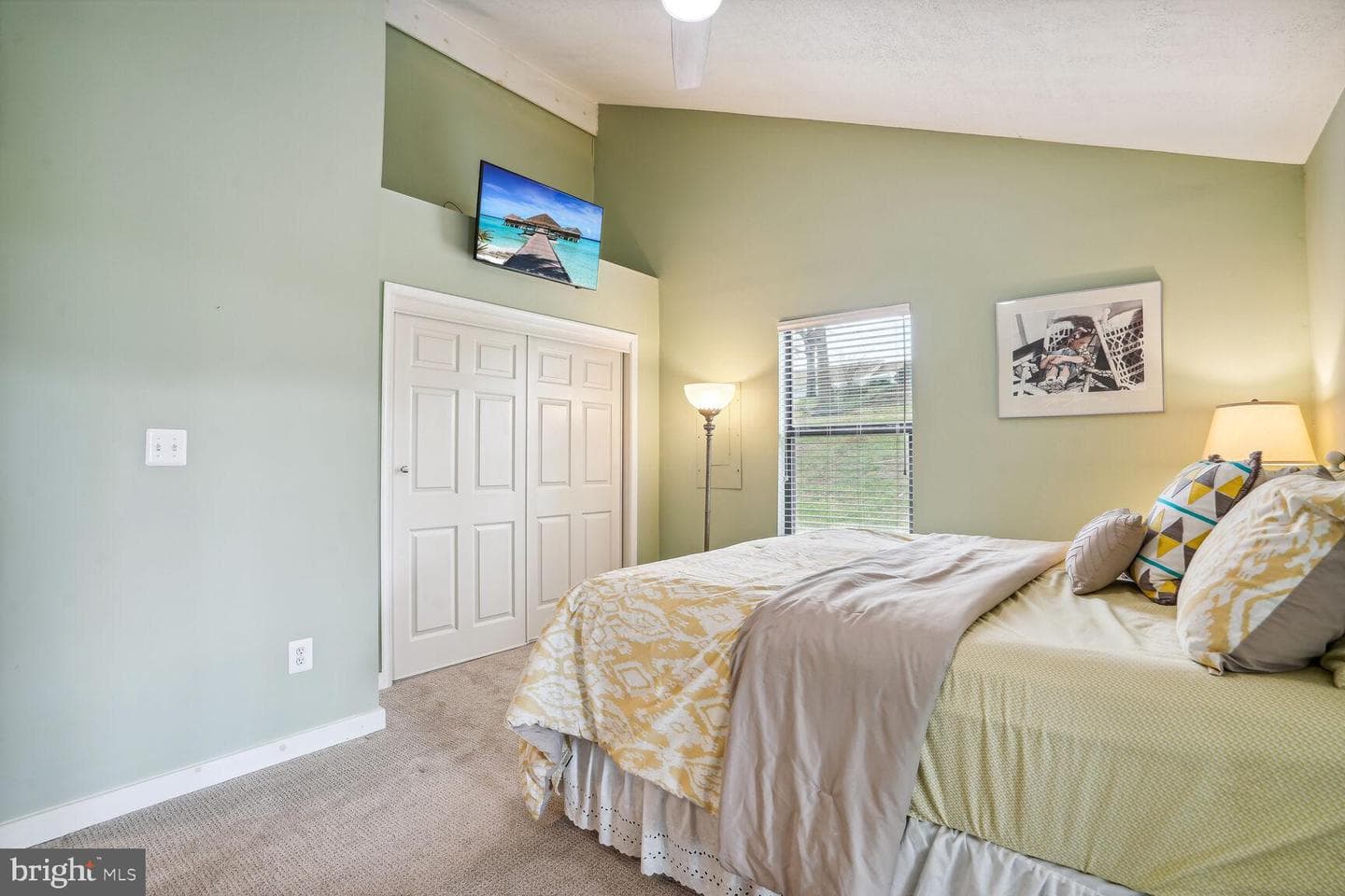 6734 Lake Pointe Drive photo 17