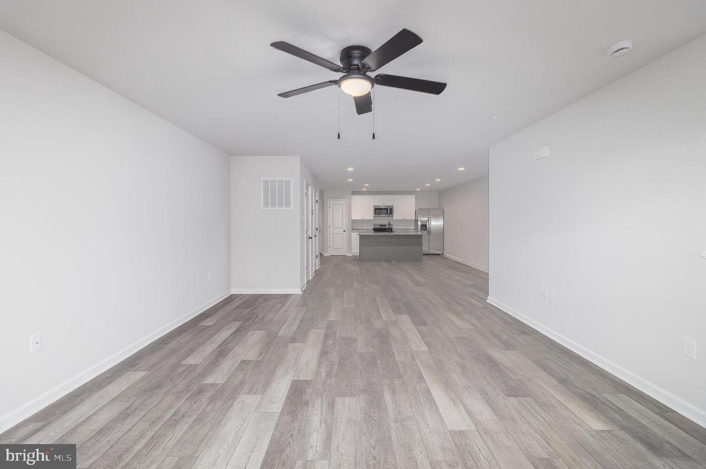 156 Mansfield Street photo 2