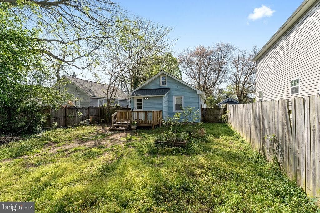 220 Mansfield Street photo 36