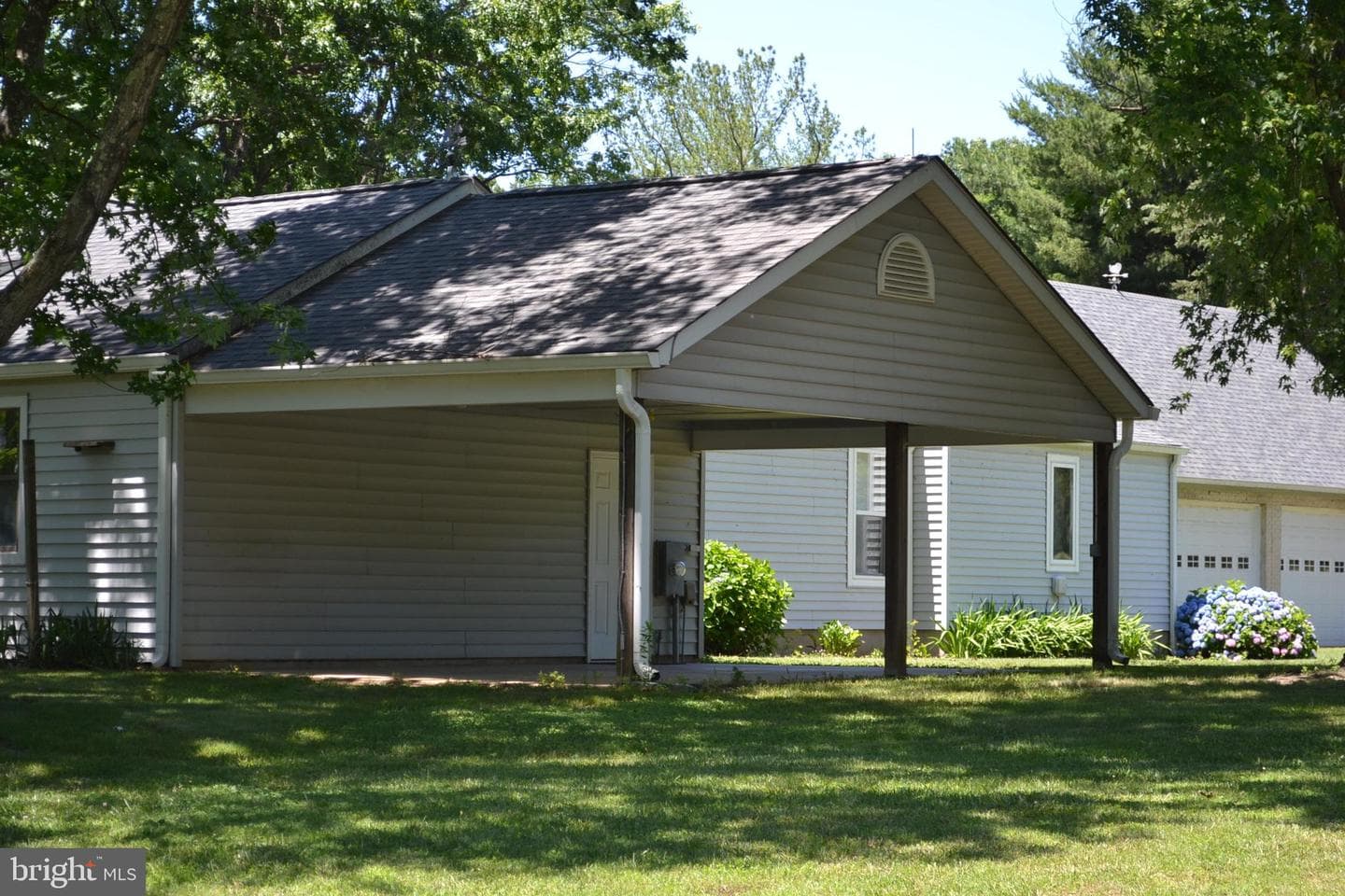 2304 Valentine Drive photo 8