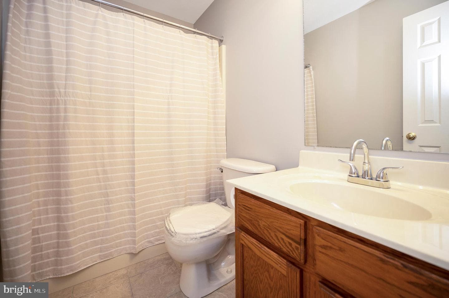 10202 Napoleon Street photo 36