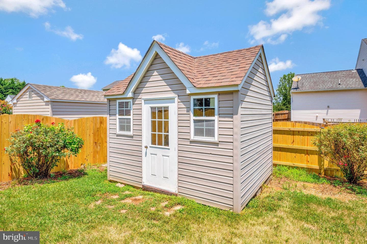 10202 Napoleon Street photo 40