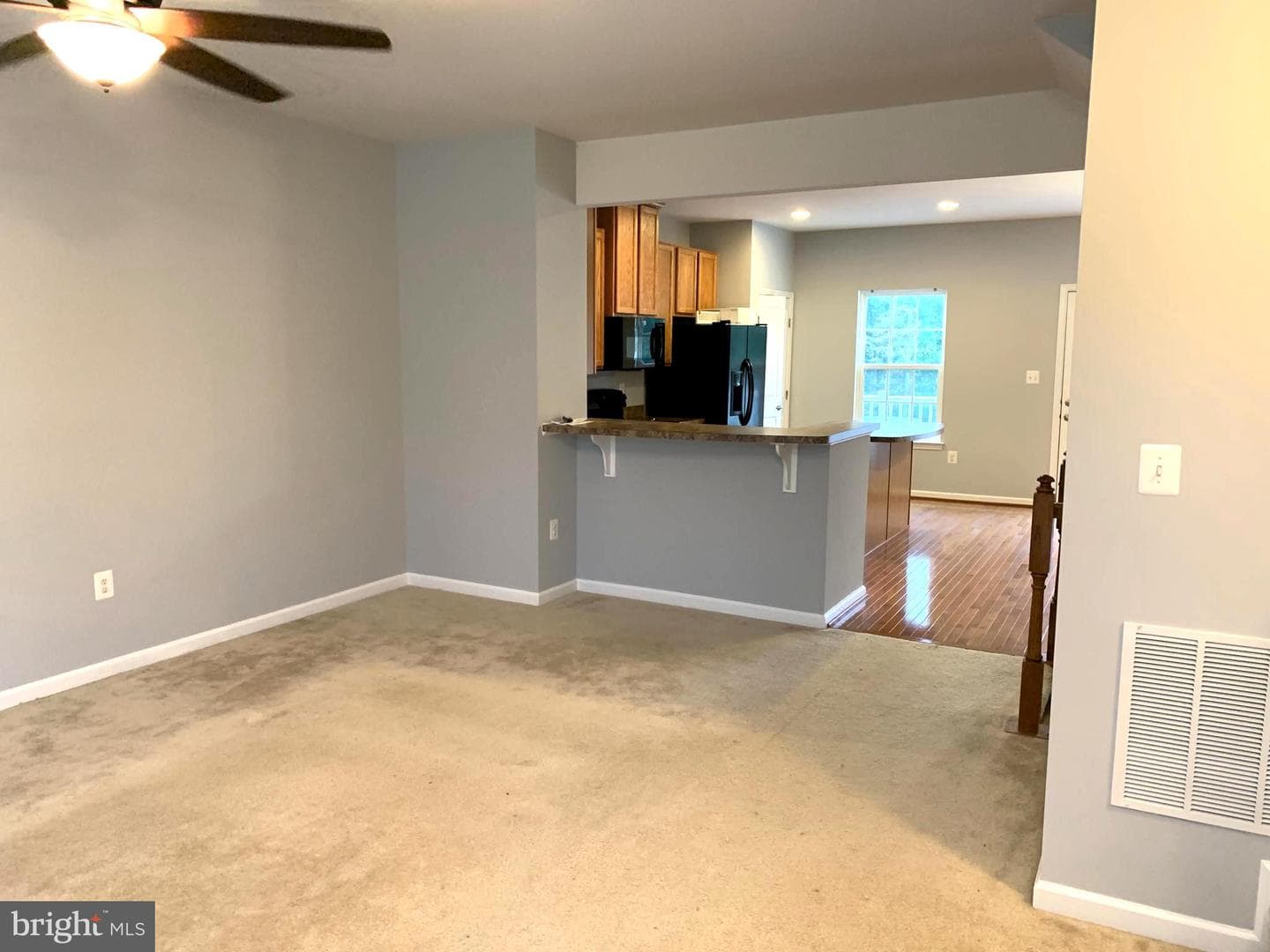 4552 Alliance Way photo 11