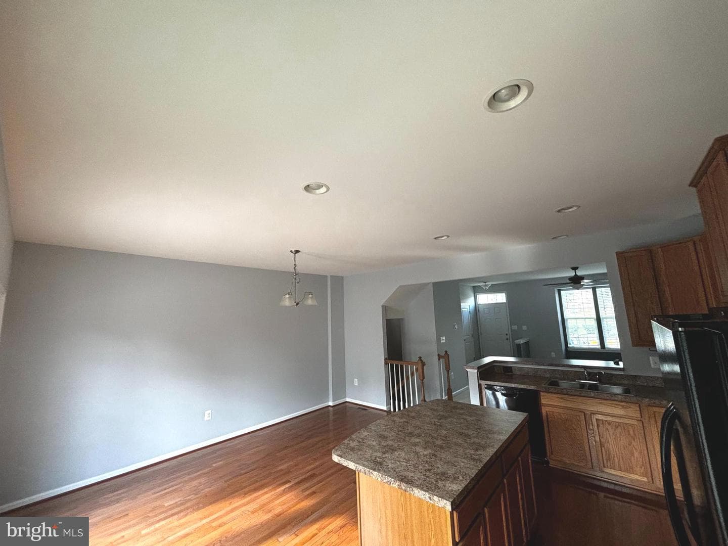 4552 Alliance Way photo 15