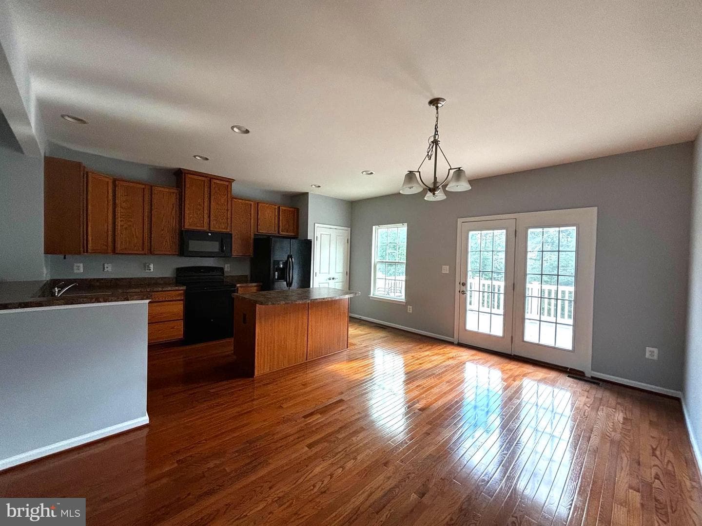 4552 Alliance Way photo 16