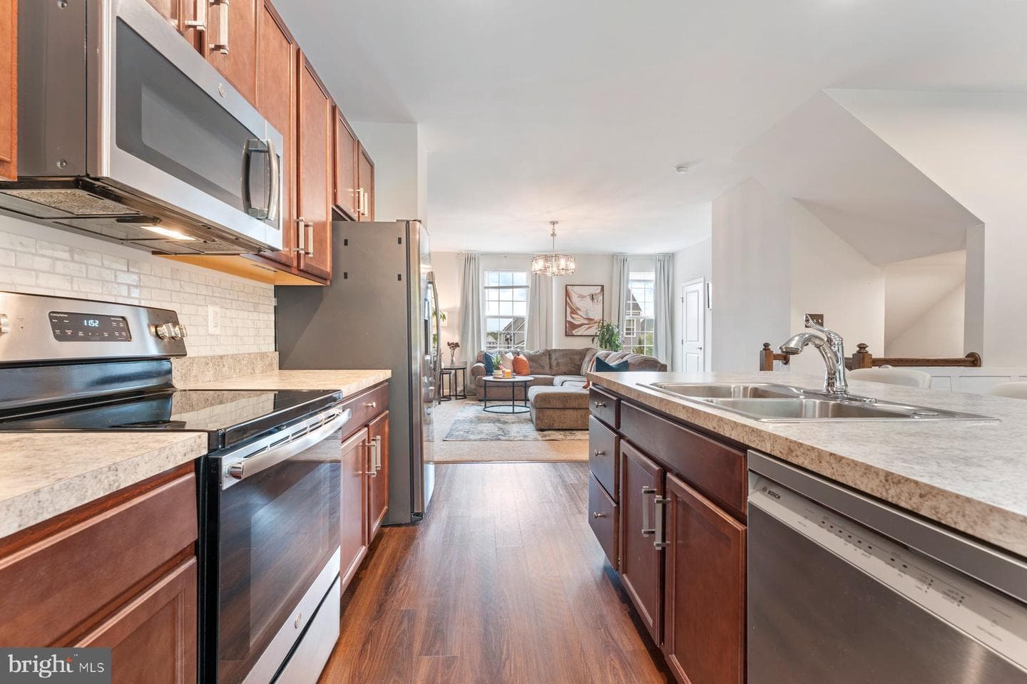 6522 Crittenden Lane photo 16