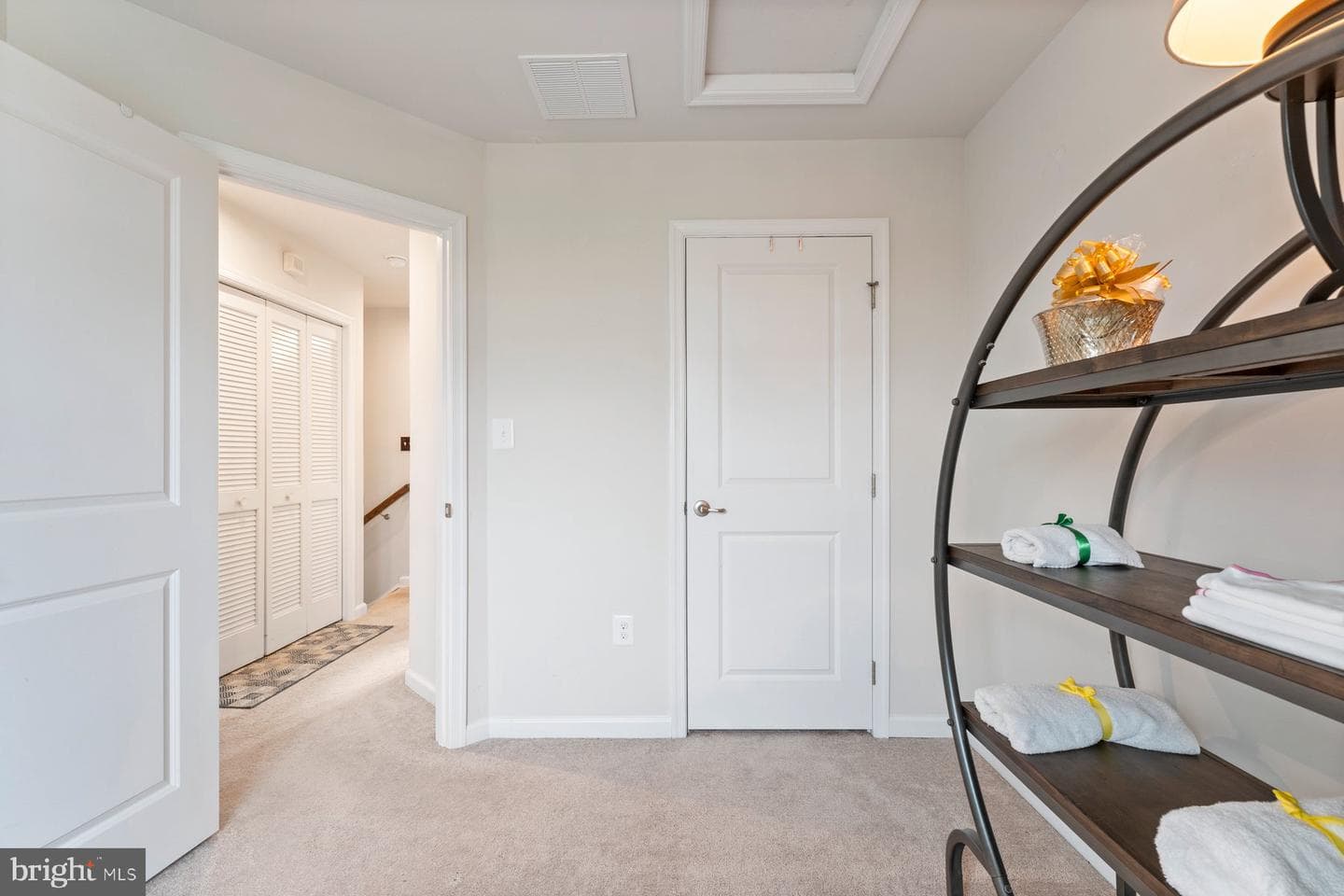 6522 Crittenden Lane photo 27