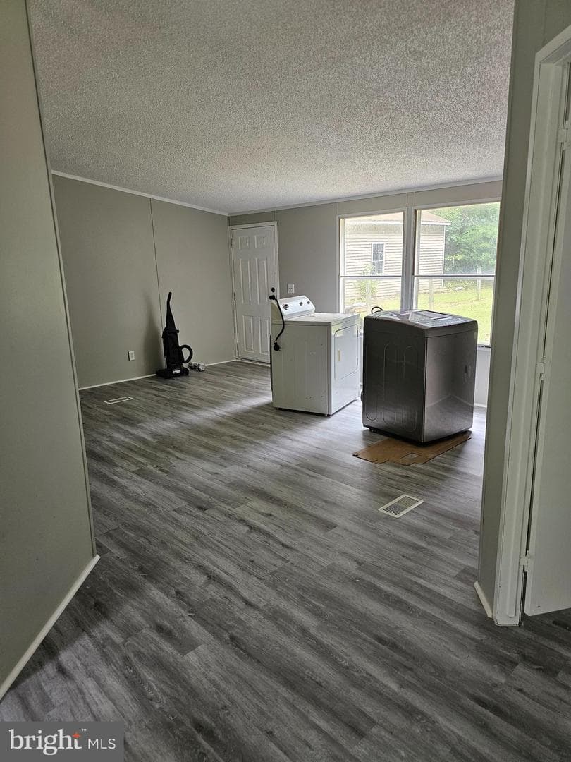 6624 Williams Lane photo 7