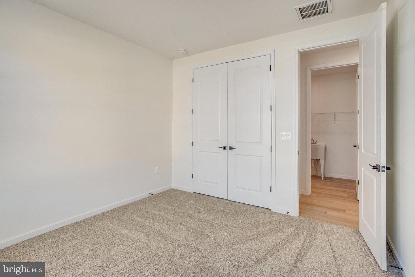 8515 Fleetwood Drive photo 12