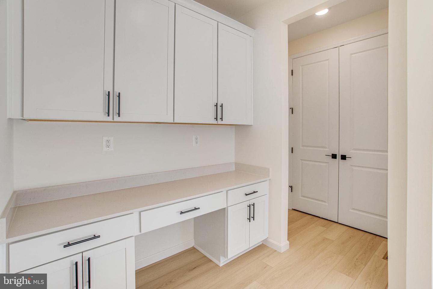 8515 Fleetwood Drive photo 23