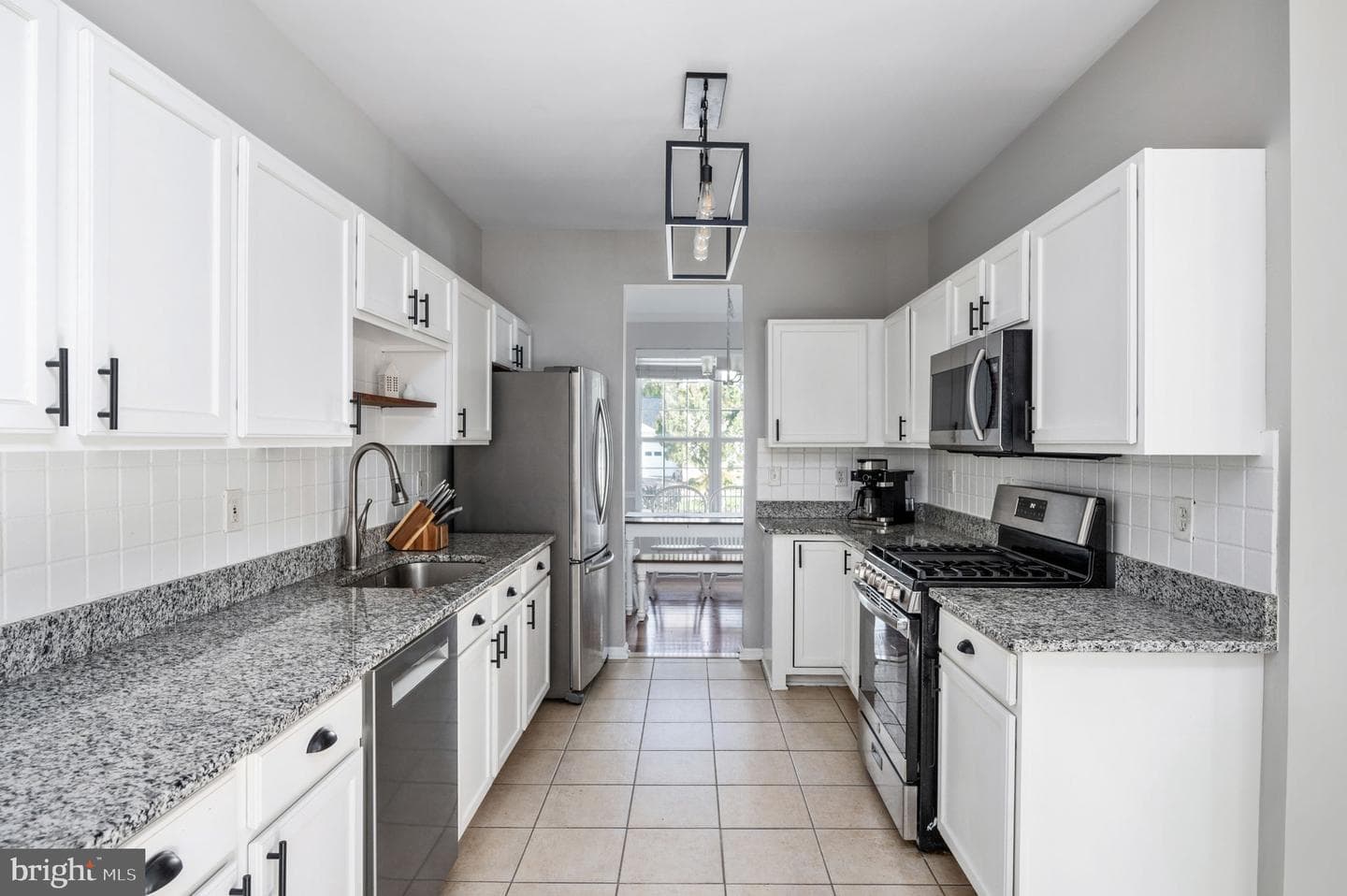 6419 Hot Spring Lane photo 4
