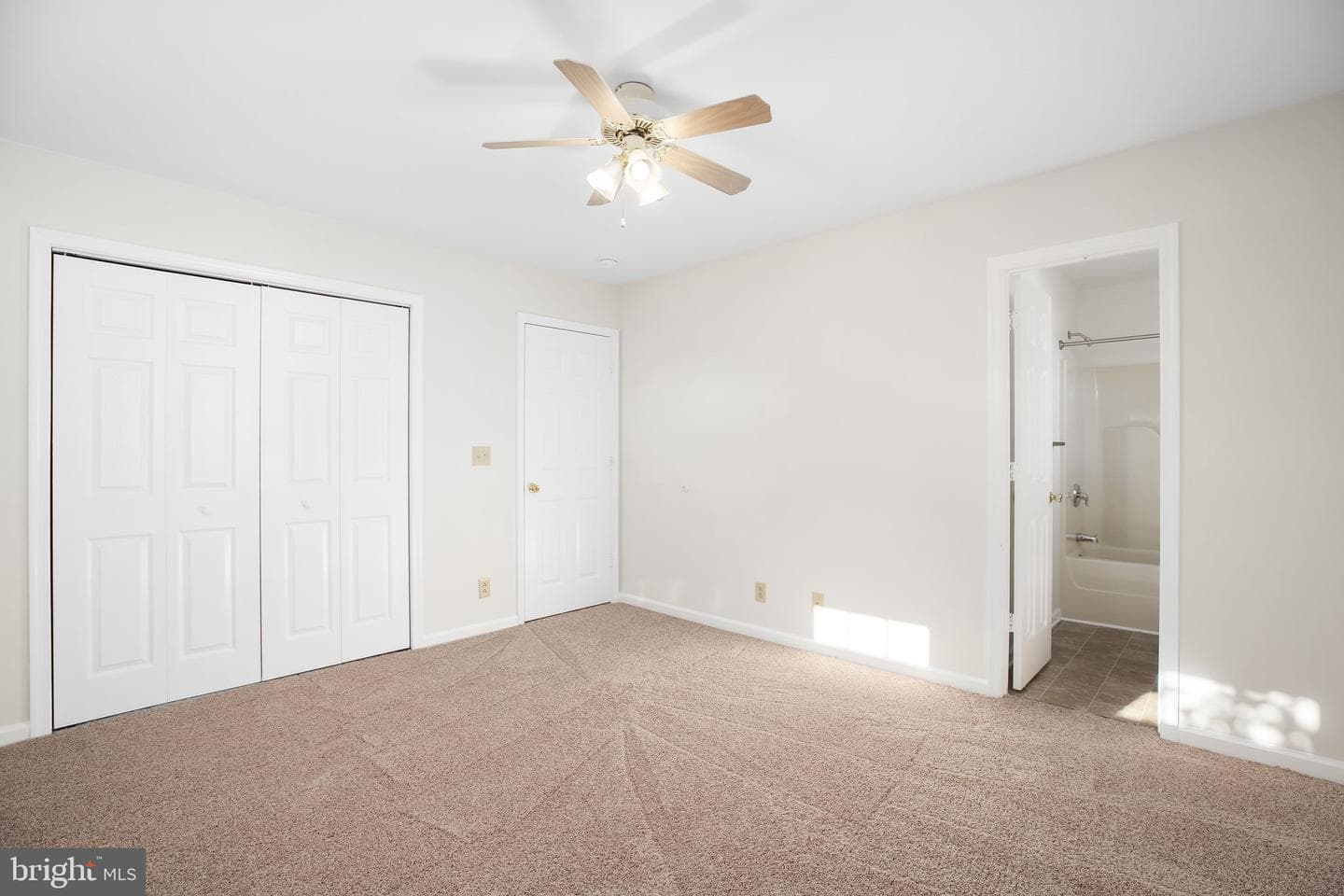 120 Hudgins Road photo 13