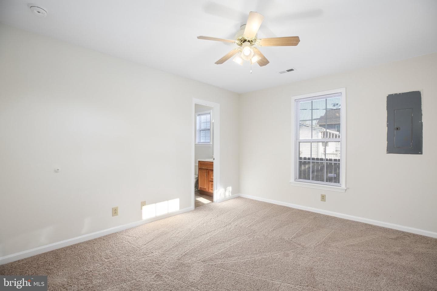 120 Hudgins Road photo 14