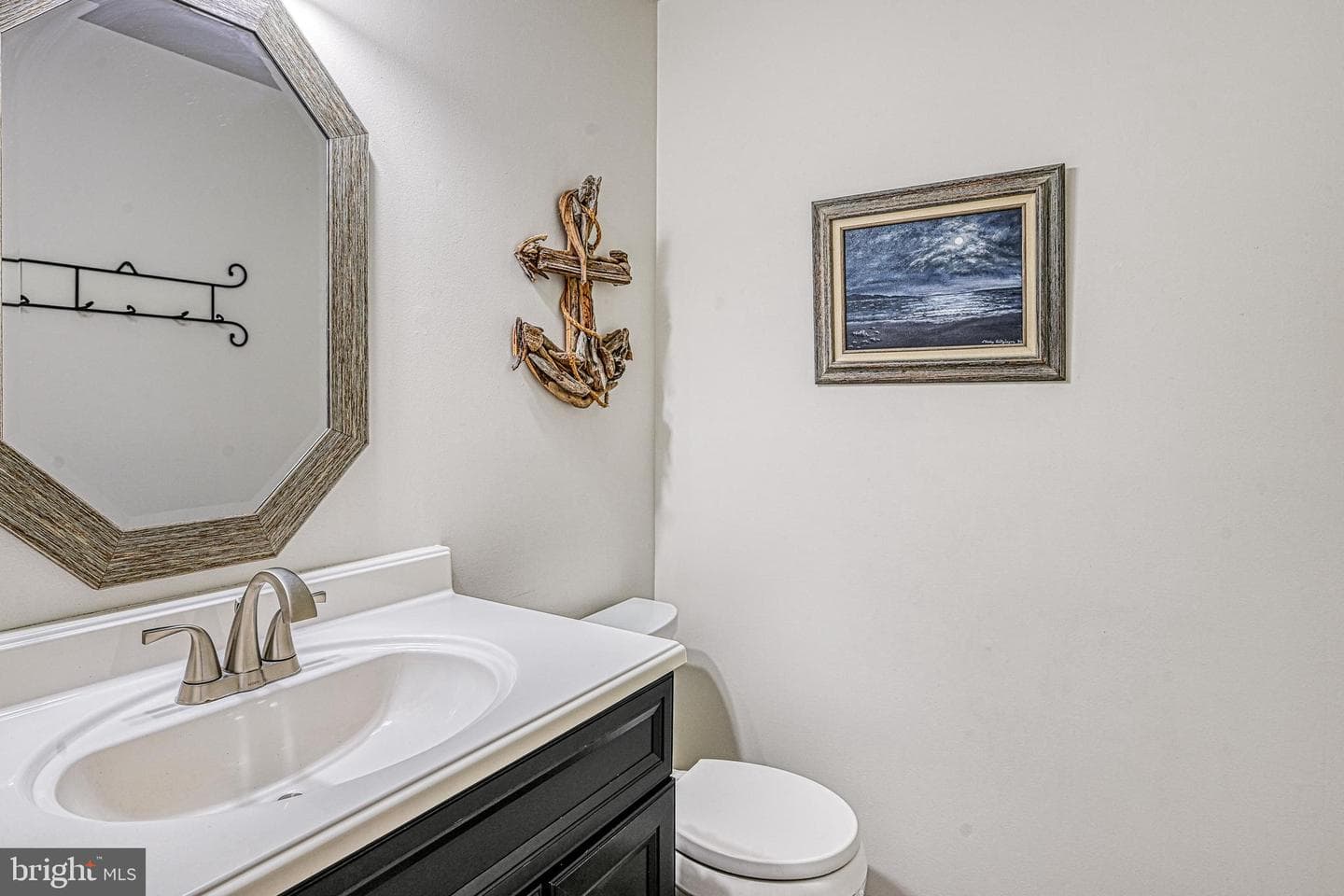 307 Inglewood Drive photo 40
