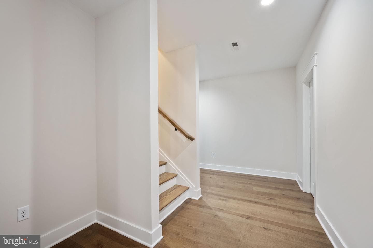 10772 Downton Avenue photo 69