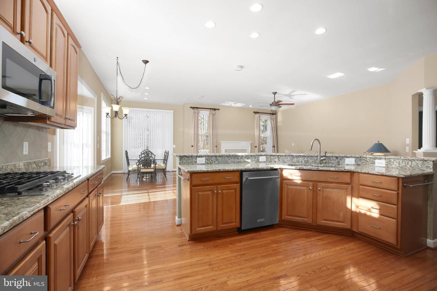 5931 W Carnifex Ferry Road W photo 17
