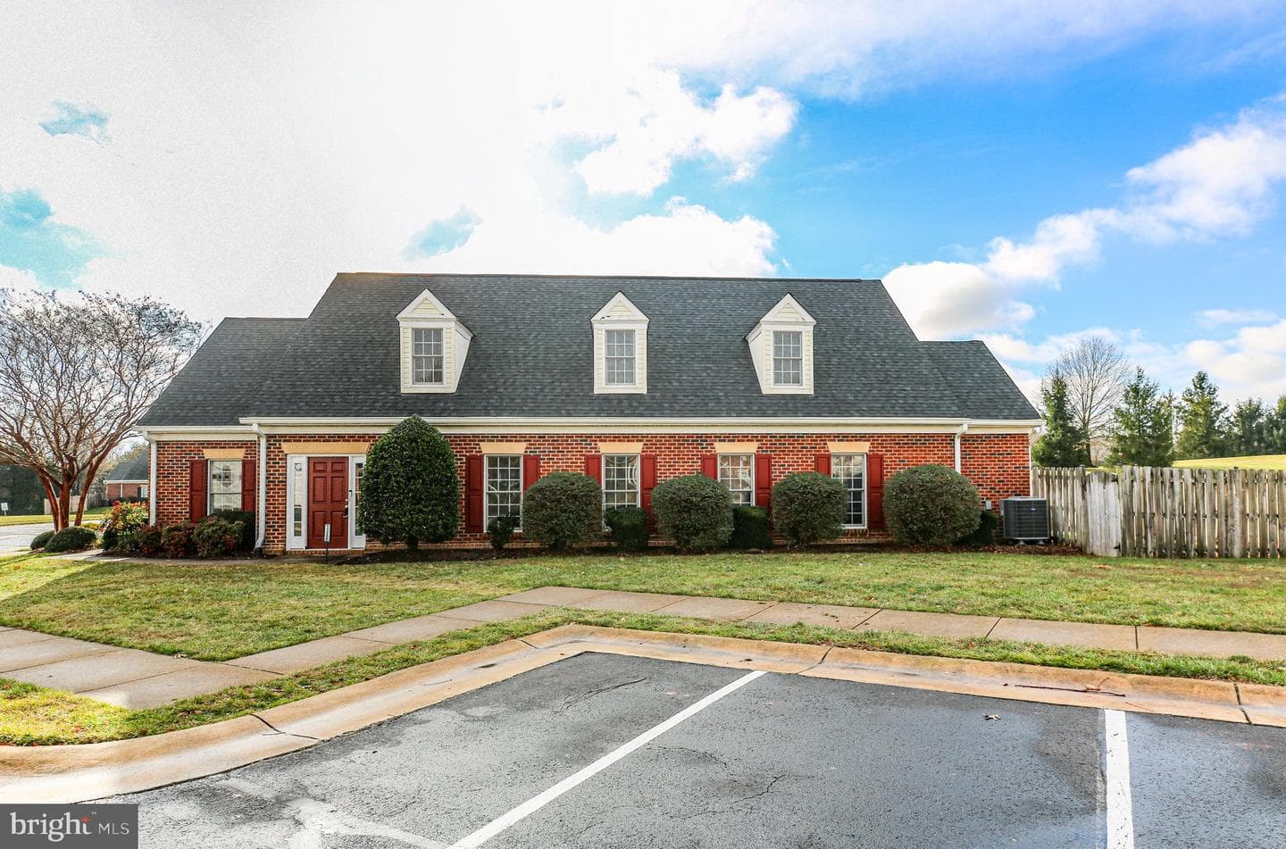 11206 Macon Drive photo 2